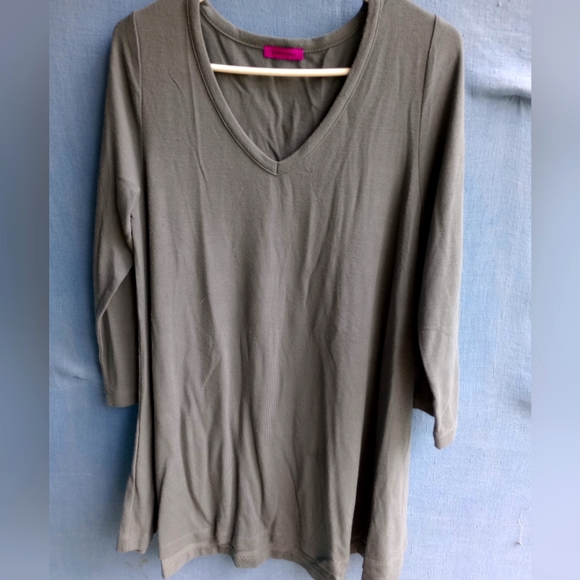 Mountain Mama Women's Plus Size XXL Gray 3/4 Sleeve Tunic - Picture 1 of 4